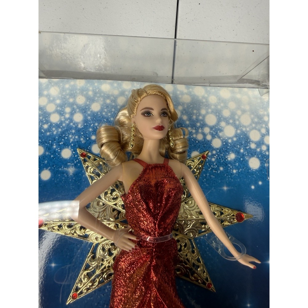 Mattel Barbie 2019 Holiday Special Edition Christmas Doll Blonde Blue Eyes - Picture 7 of 15